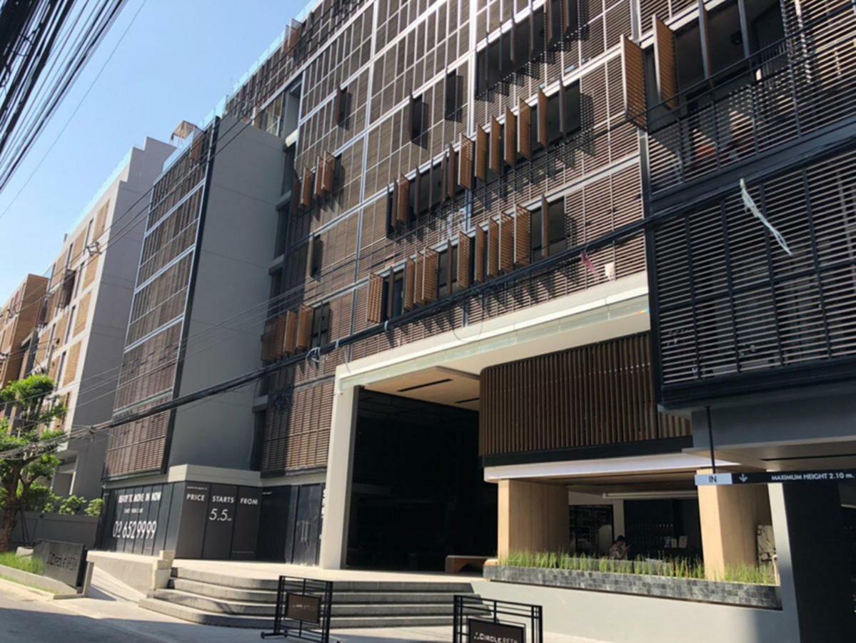 Sukhumvit Asok Modern Suite Bangkok Exterior foto