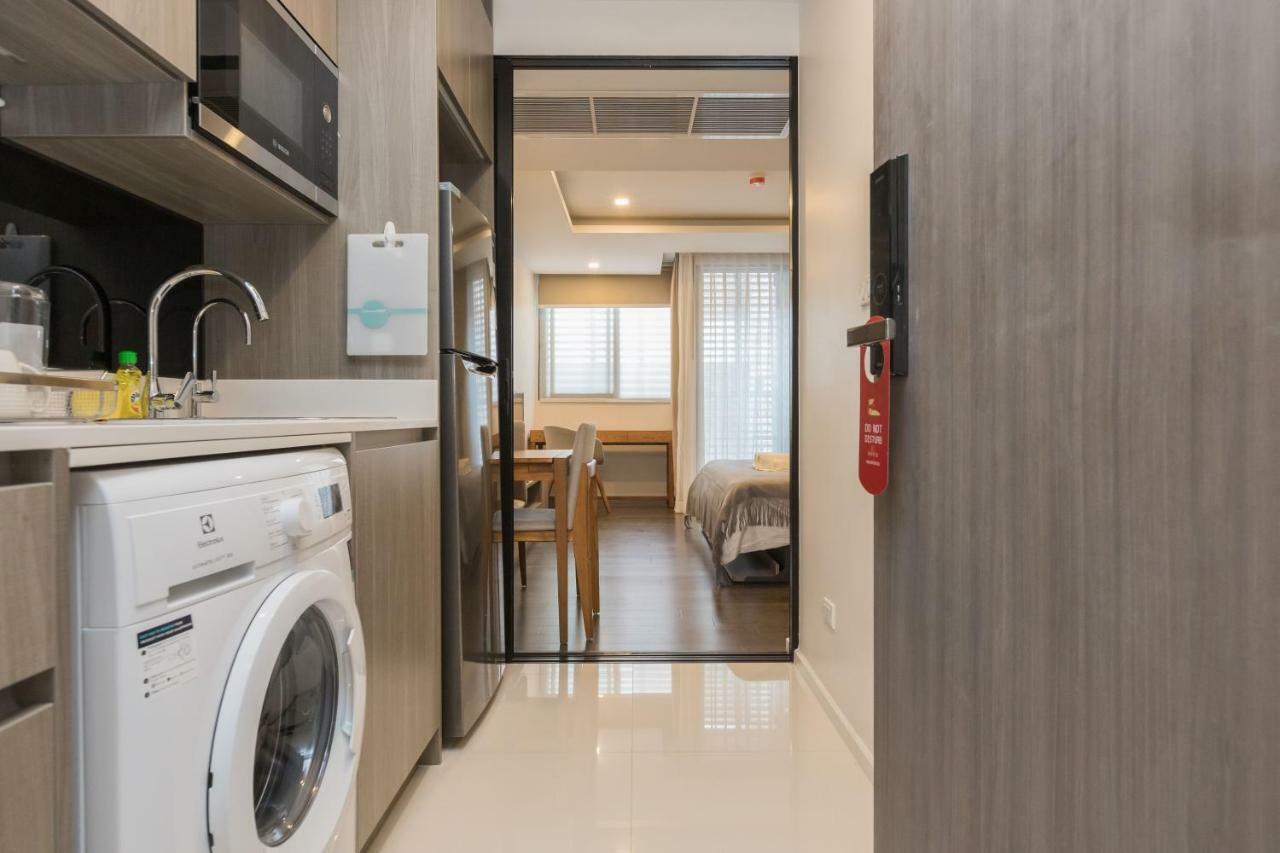 Sukhumvit Asok Modern Suite Bangkok Exterior foto