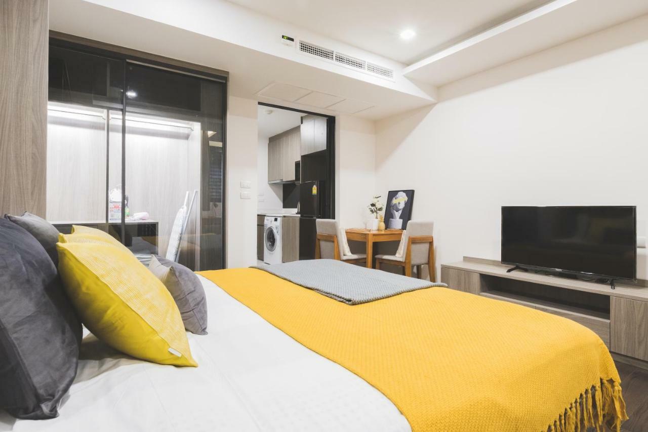 Sukhumvit Asok Modern Suite Bangkok Exterior foto