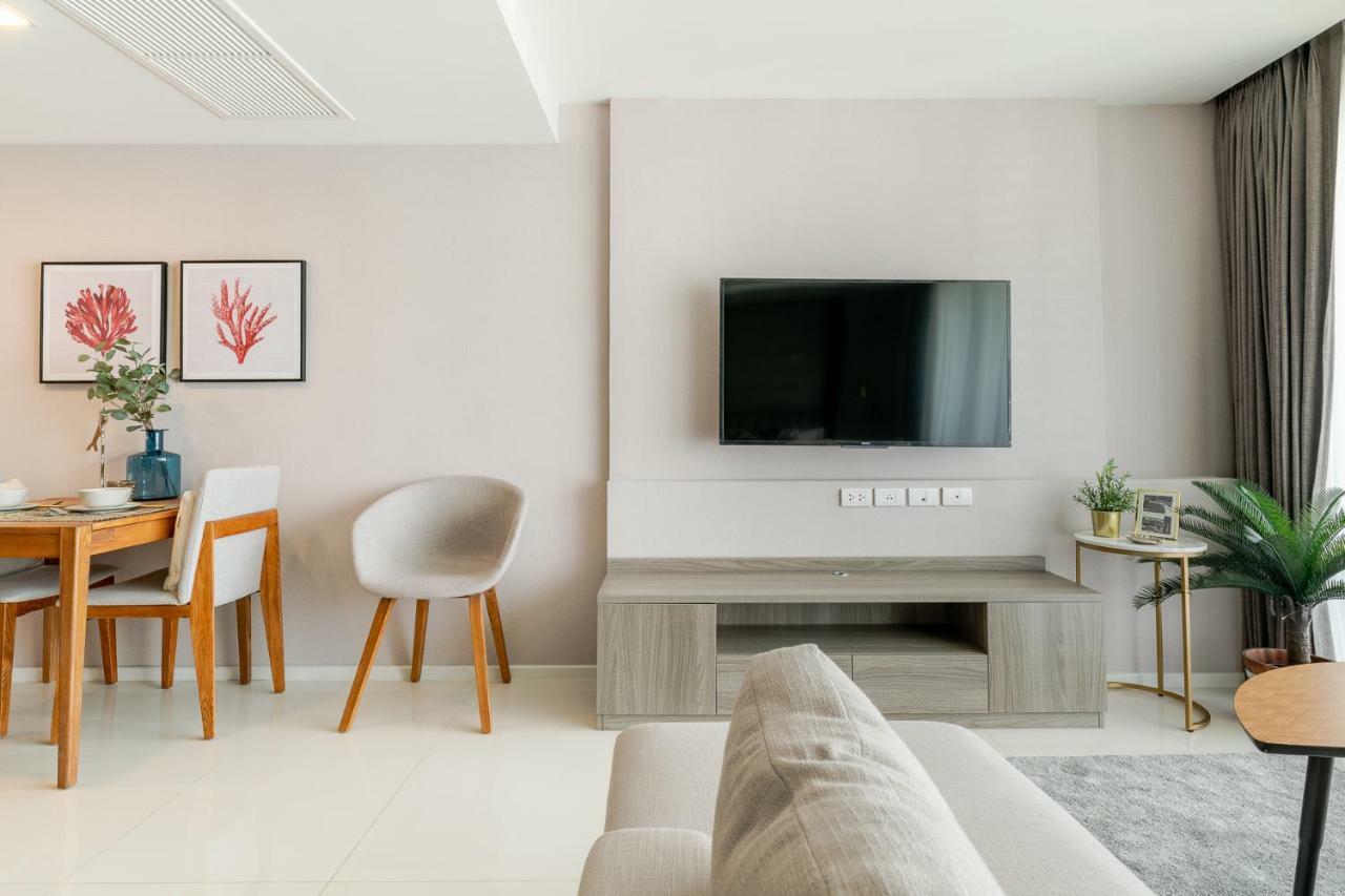 Sukhumvit Asok Modern Suite Bangkok Exterior foto