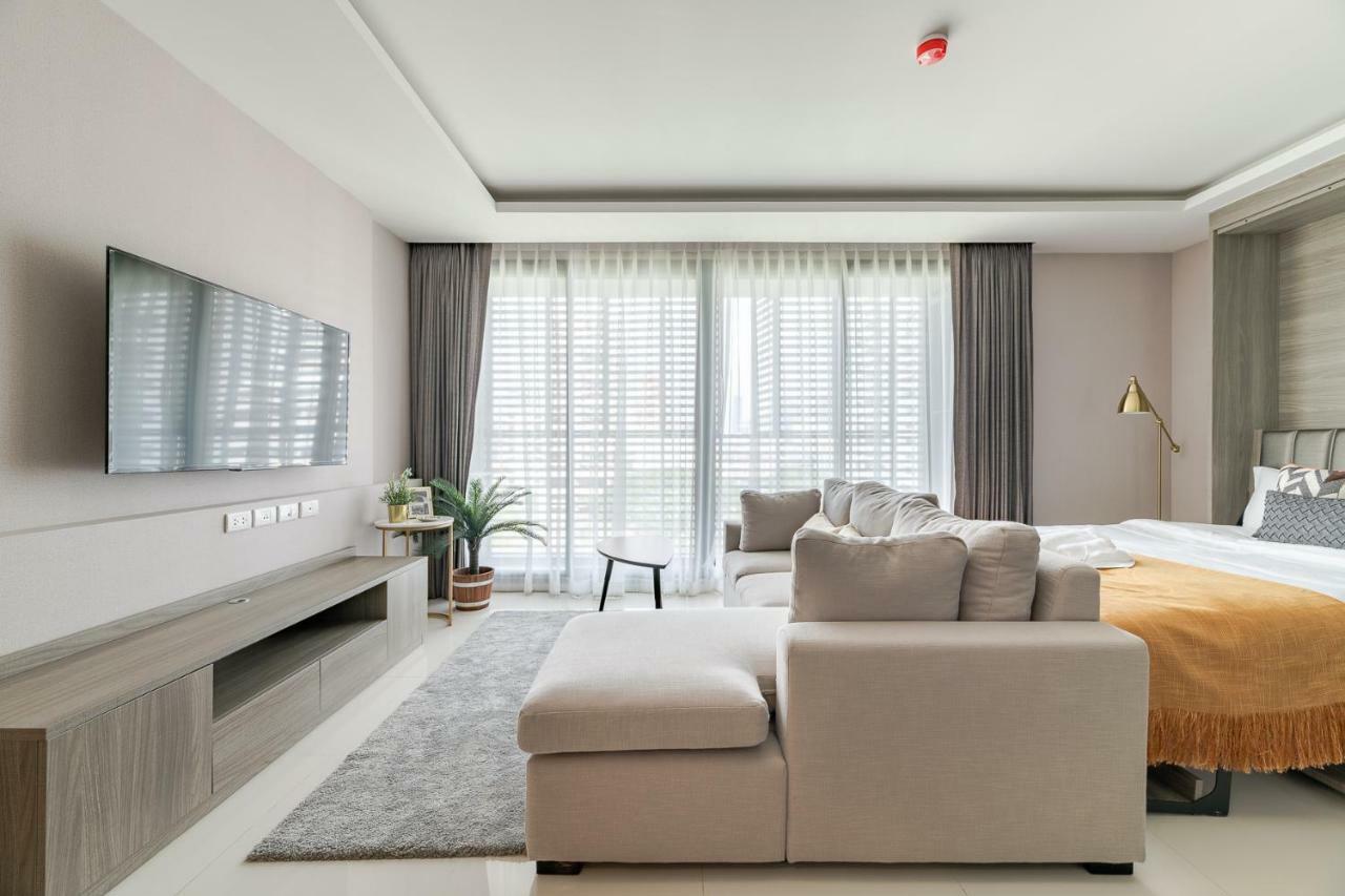 Sukhumvit Asok Modern Suite Bangkok Exterior foto
