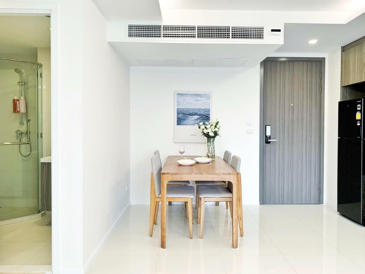 Sukhumvit Asok Modern Suite Bangkok Exterior foto